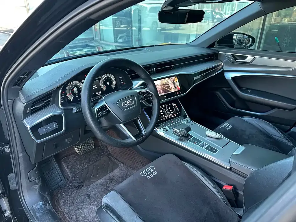 Audi A6L 2021 из CN, фото 9