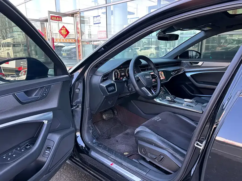 Audi A6L 2021 из CN, фото 5