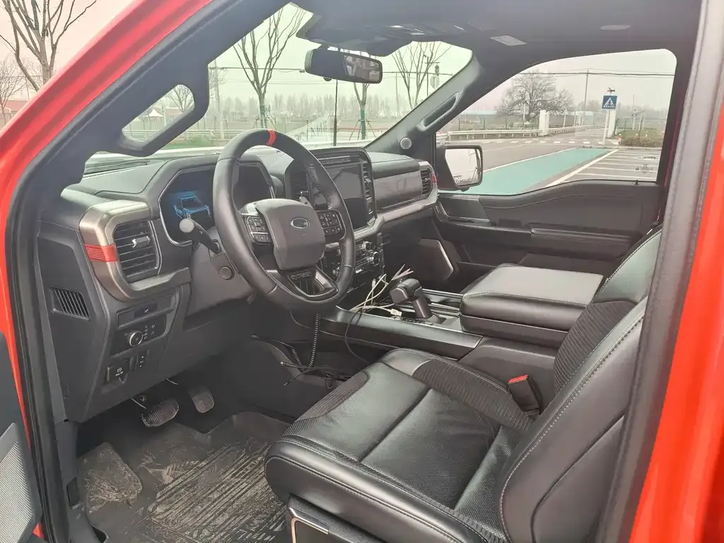 Ford F-150 Raptor 2023 из CN, фото 8