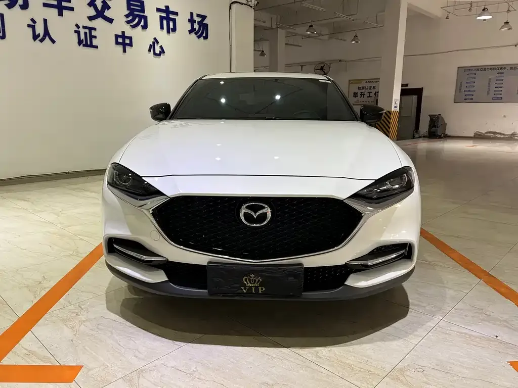 Mazda CX-4 2023 из CN, фото 5