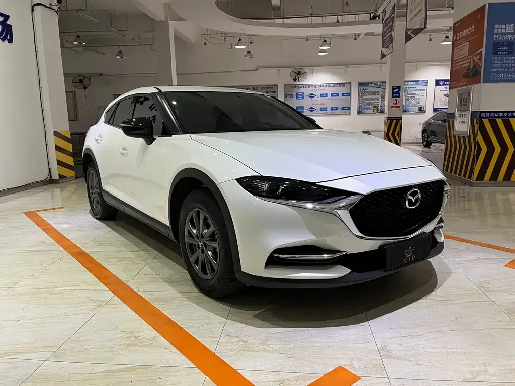 Mazda CX-4 2023 из CN, фото 6
