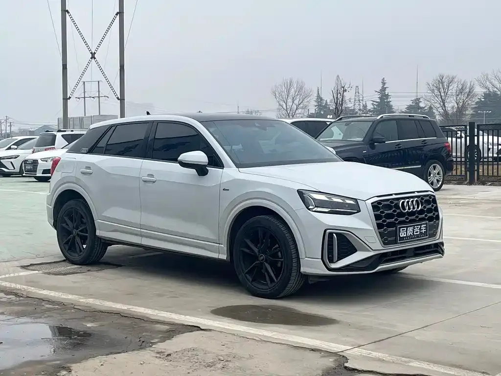 Audi Q2L 2023 из CN, фото 3