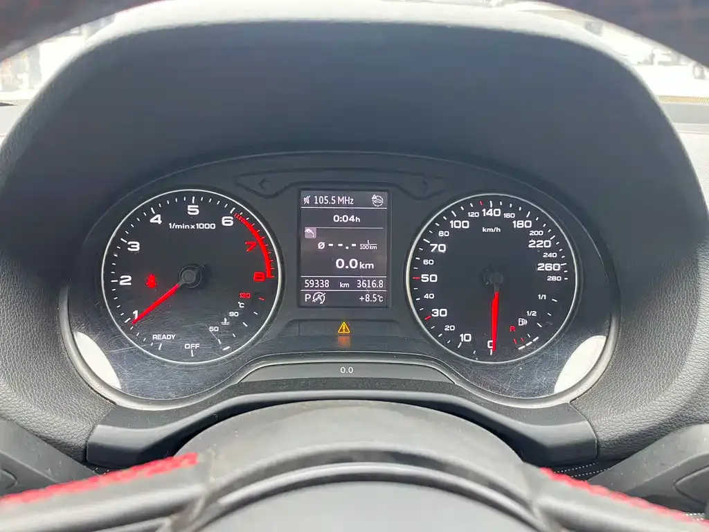 Audi Q2L 2023 из CN, фото 10