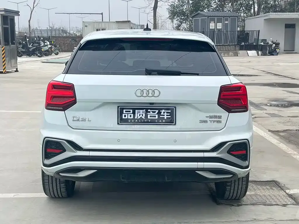 Audi Q2L 2023 из CN, фото 7