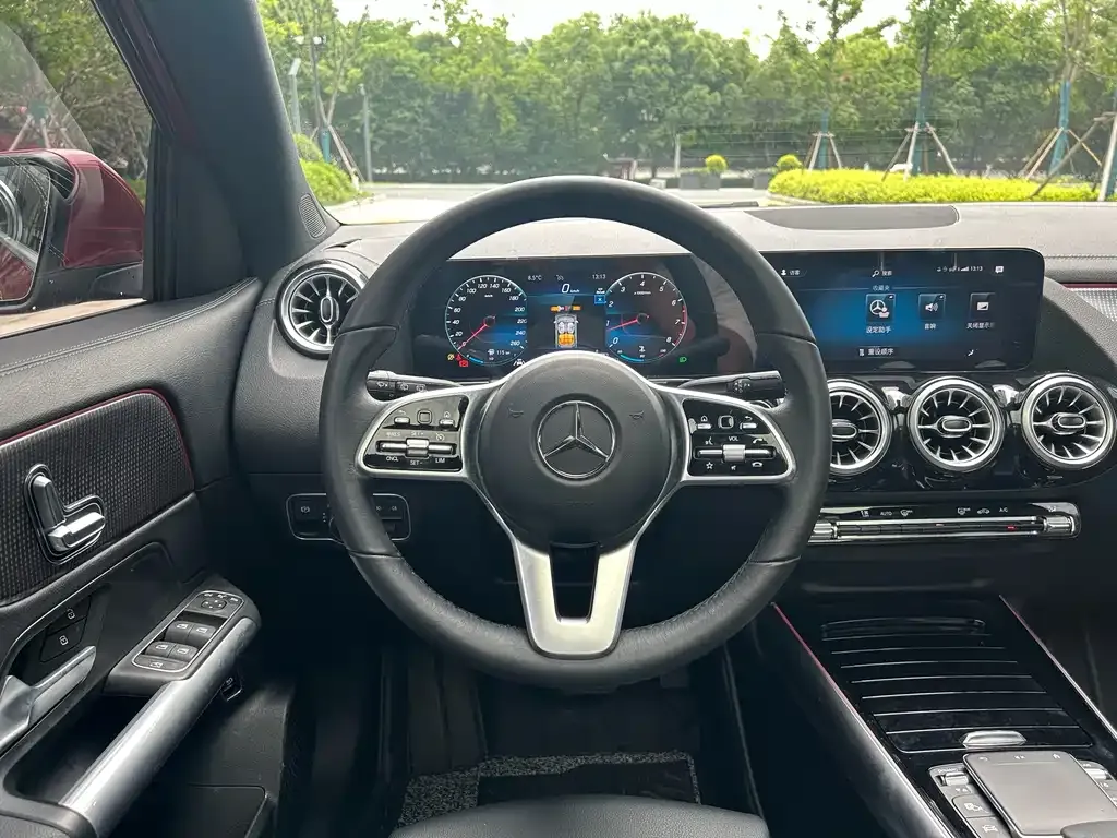 Mercedes-Benz GLA 2023 из CN, фото 5