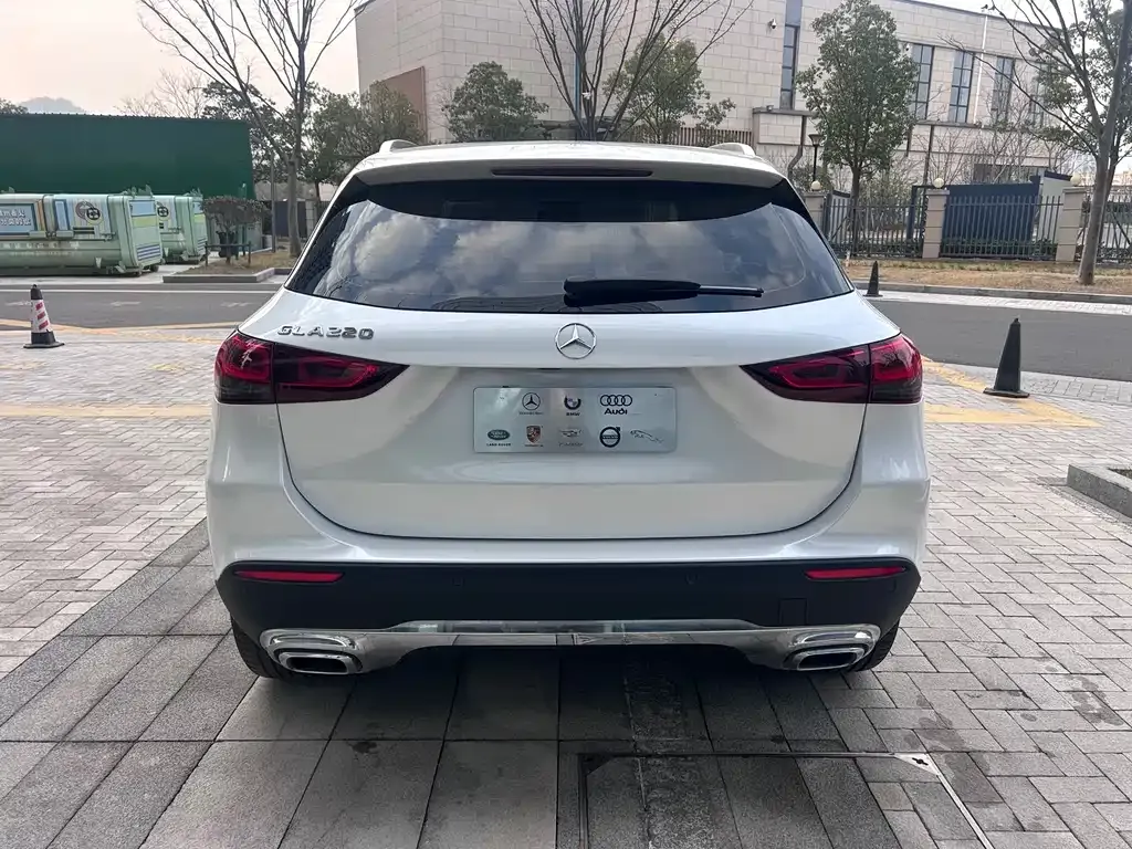 Mercedes-Benz GLA 2023 из CN, фото 7