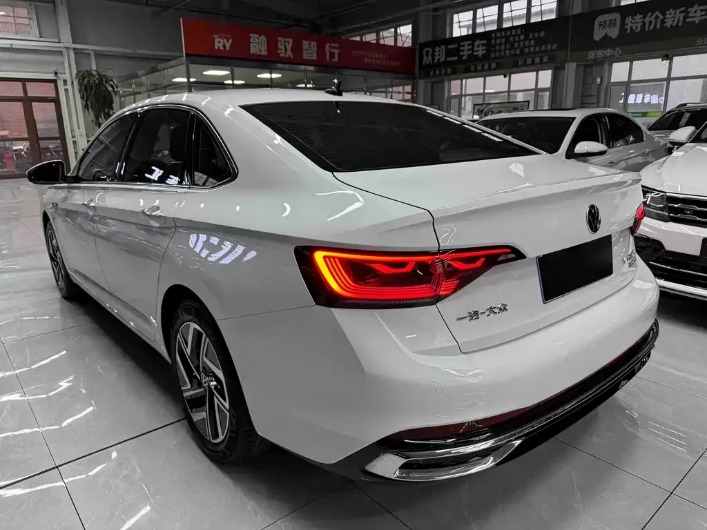 Volkswagen Sagitar 2022 из CN, фото 6