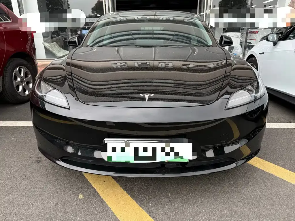 Tesla Model 3 — фото 2