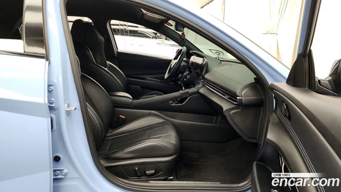 Hyundai AVANTE — фото 3