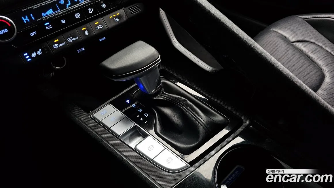 Hyundai AVANTE — фото 3