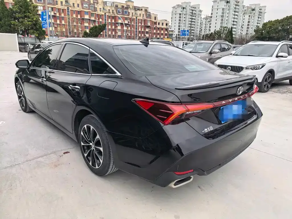 Toyota Avalon 2022 из CN, фото 3