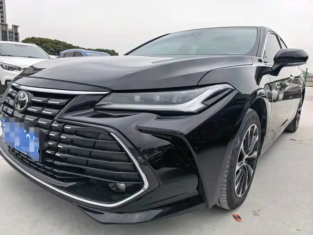 Toyota Avalon 2022 из CN, фото 2