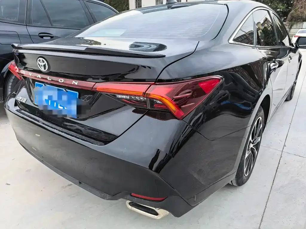 Toyota Avalon 2022 из CN, фото 5