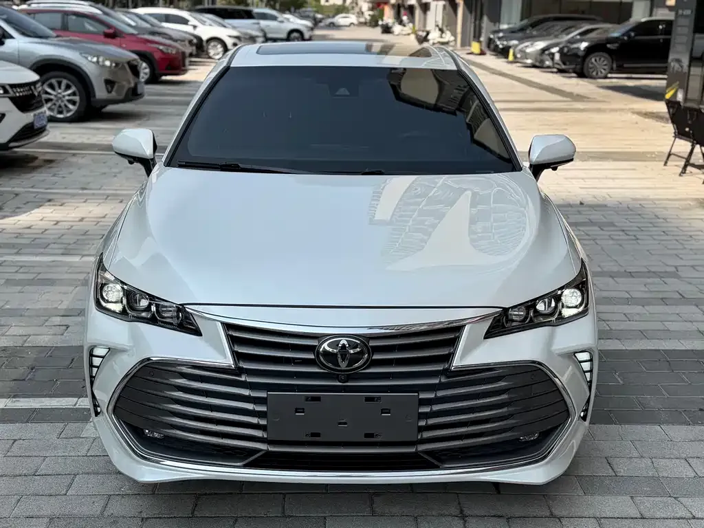 Toyota Avalon 2022 из CN, фото 5