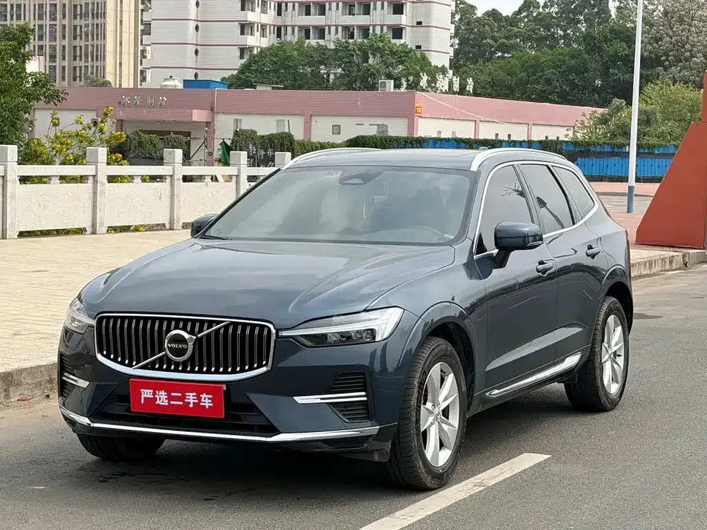 Volvo XC60 2021 из CN, фото 1