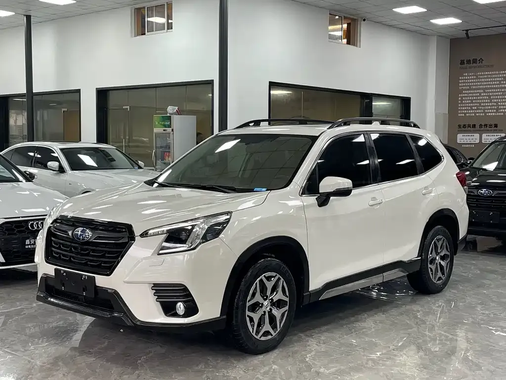 Subaru Forester 2022 из CN, фото 1
