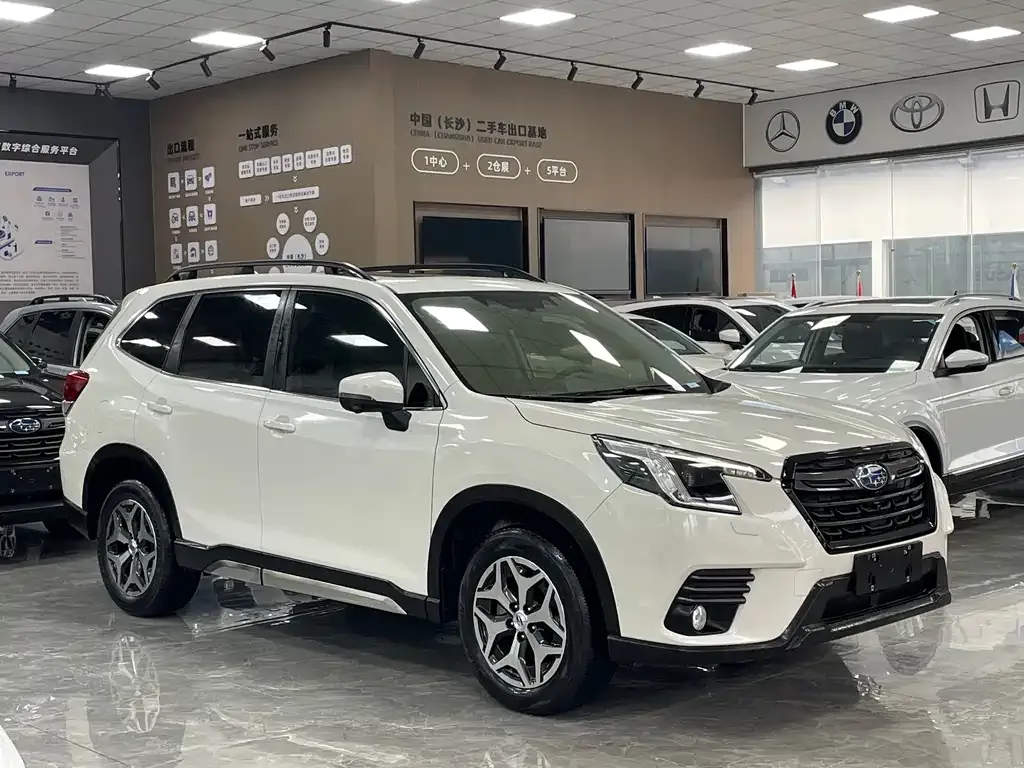 Subaru Forester 2022 из CN, фото 8