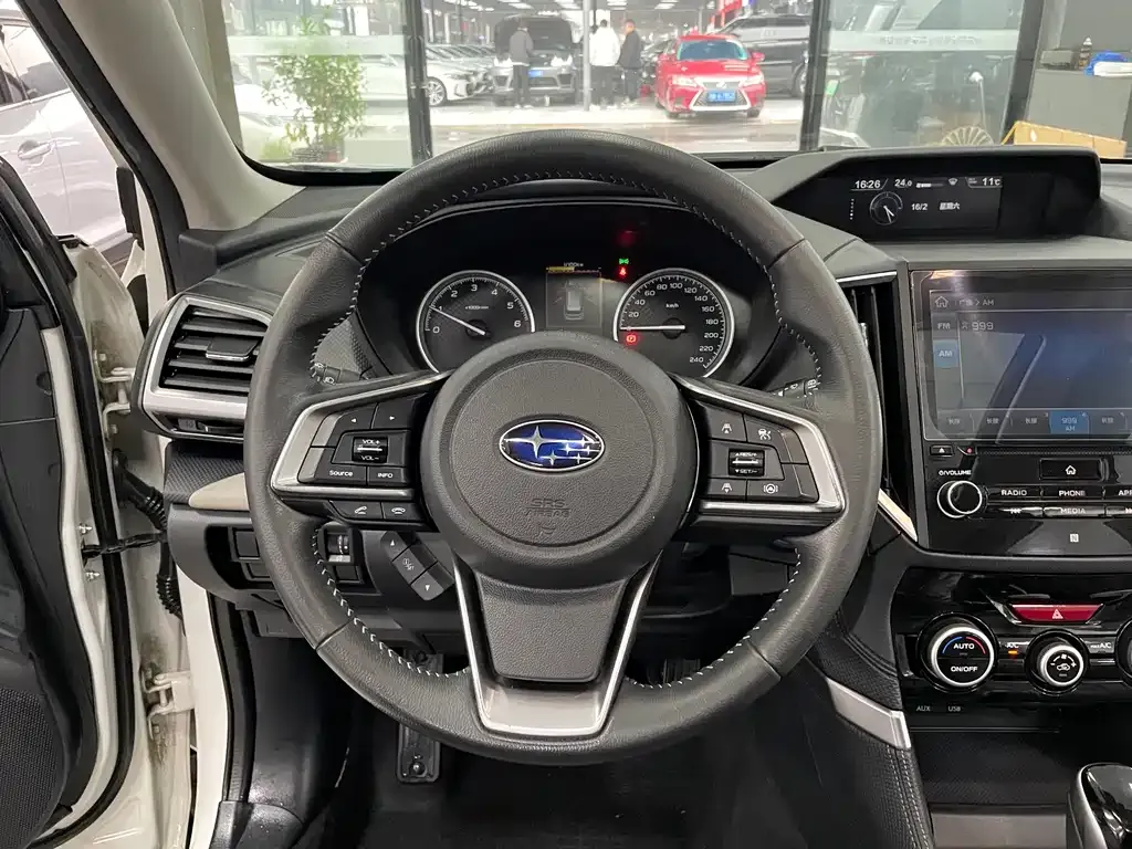 Subaru Forester 2022 из CN, фото 5