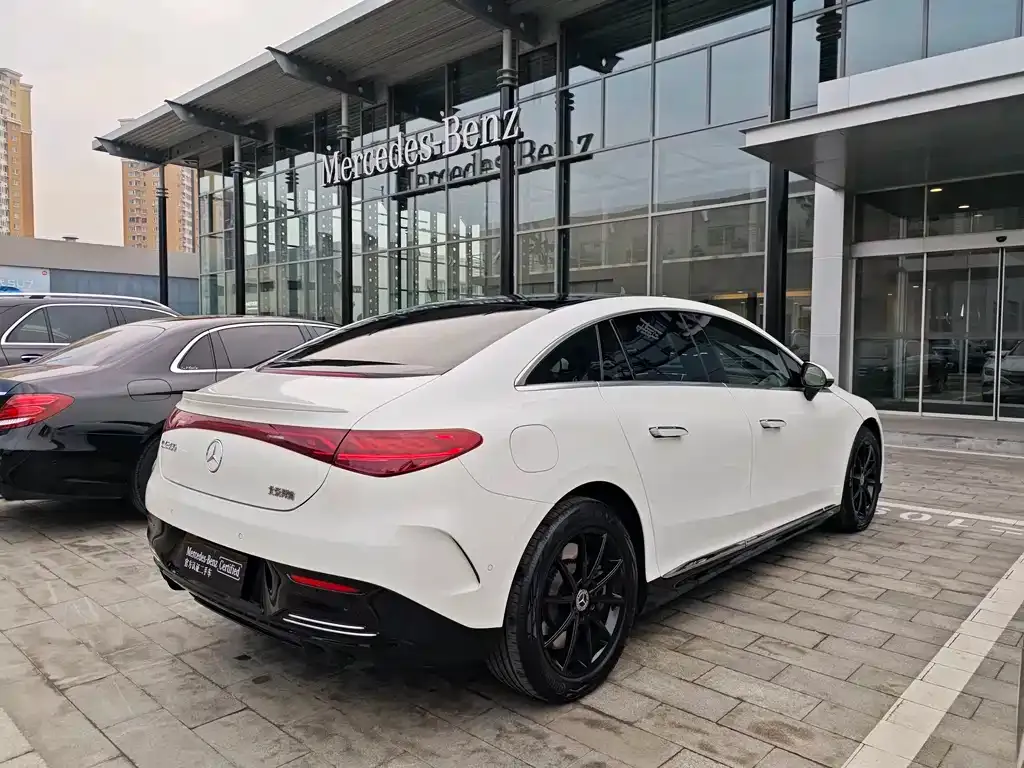 Mercedes-Benz EQE 2023 из CN, фото 9