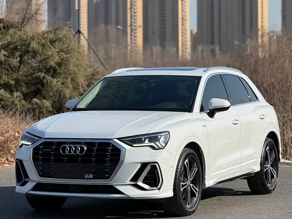 Audi Q3 2021 из CN, фото 1