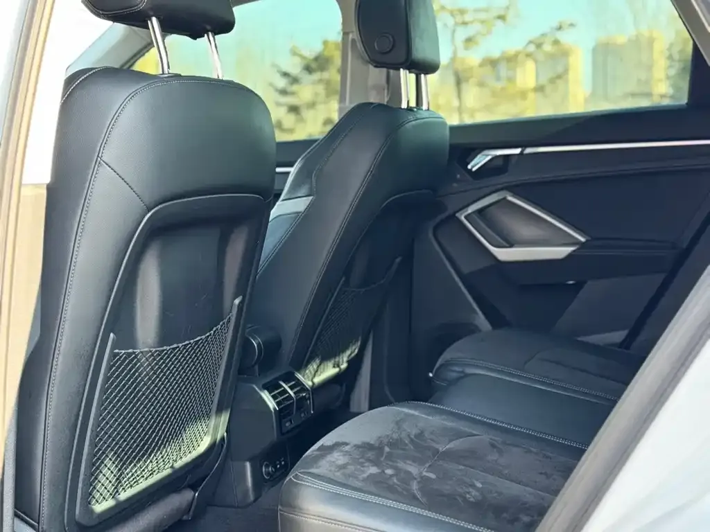 Audi Q3 2021 из CN, фото 4