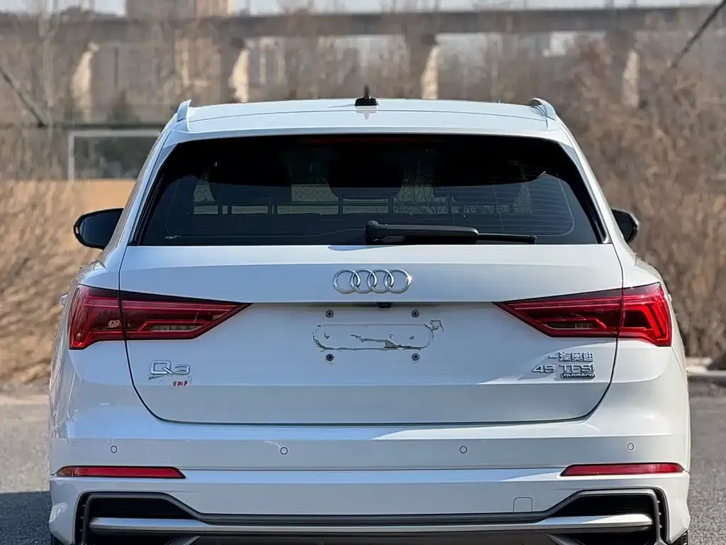 Audi Q3 2021 из CN, фото 2