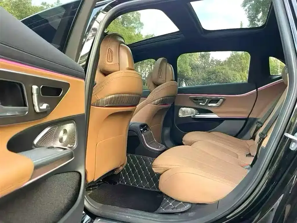 Mercedes-Benz E-Class 2025 из CN, фото 3