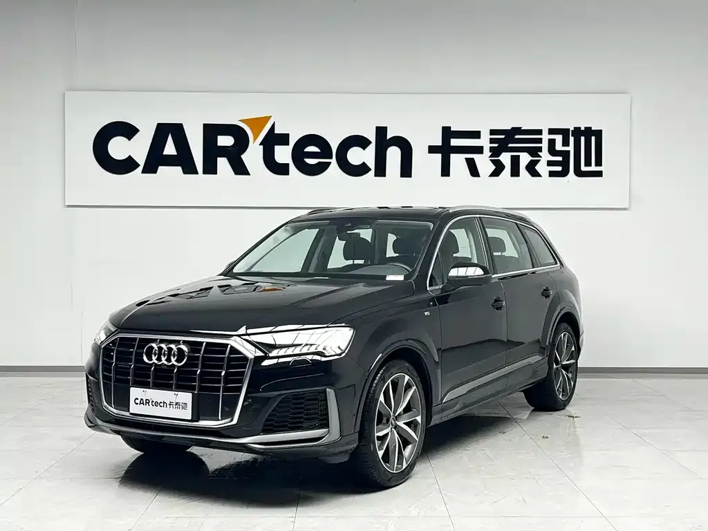 Audi Q7 2023 из CN, фото 3