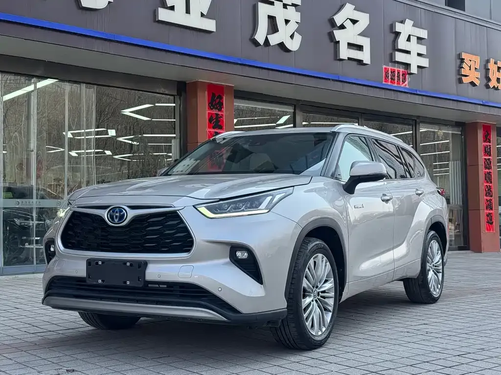 Toyota Highlander 2022 из CN, фото 1