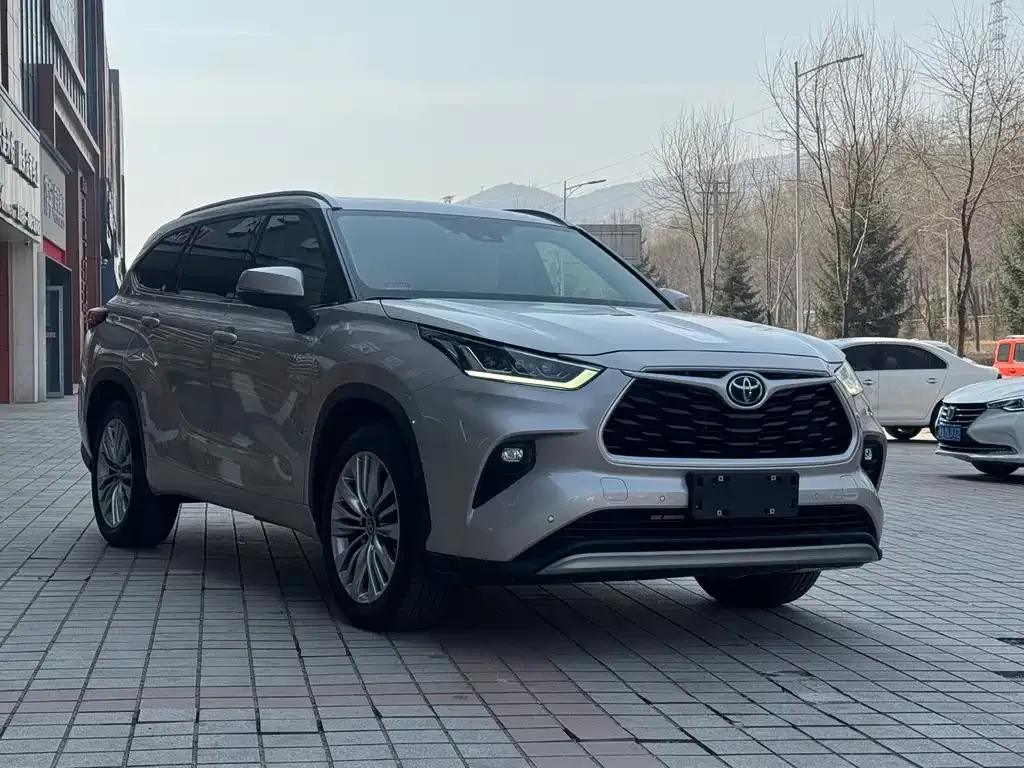 Toyota Highlander 2022 из CN, фото 9
