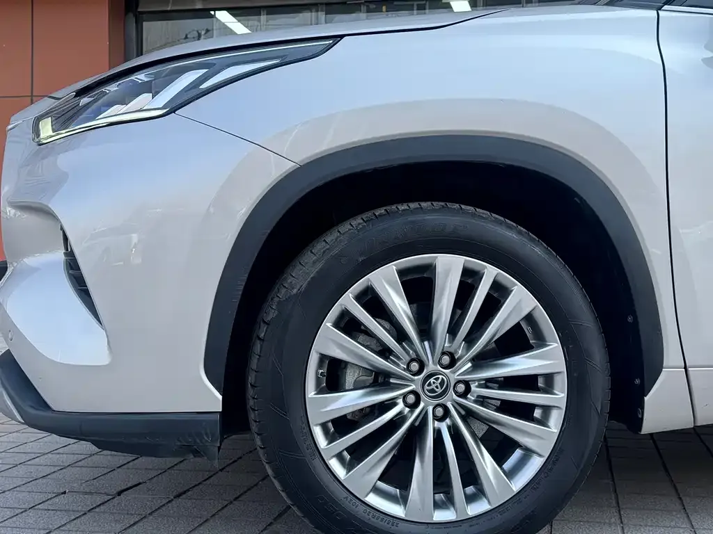 Toyota Highlander 2022 из CN, фото 4