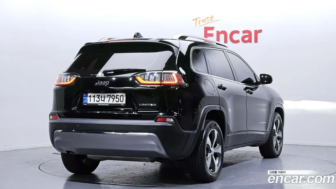Jeep Cherokee 2021 из KR, фото 4