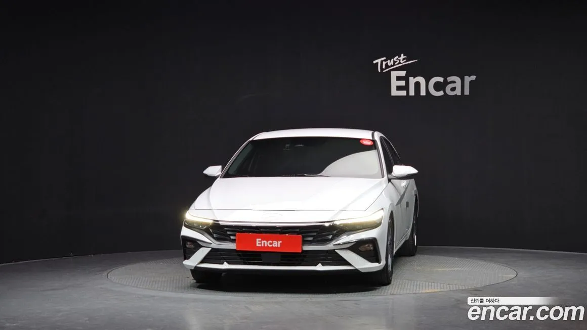 Hyundai AVANTE — фото 2