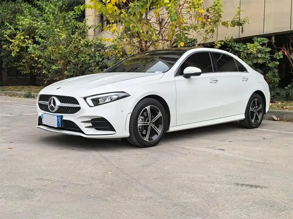 Mercedes-Benz A-Class — фото 1