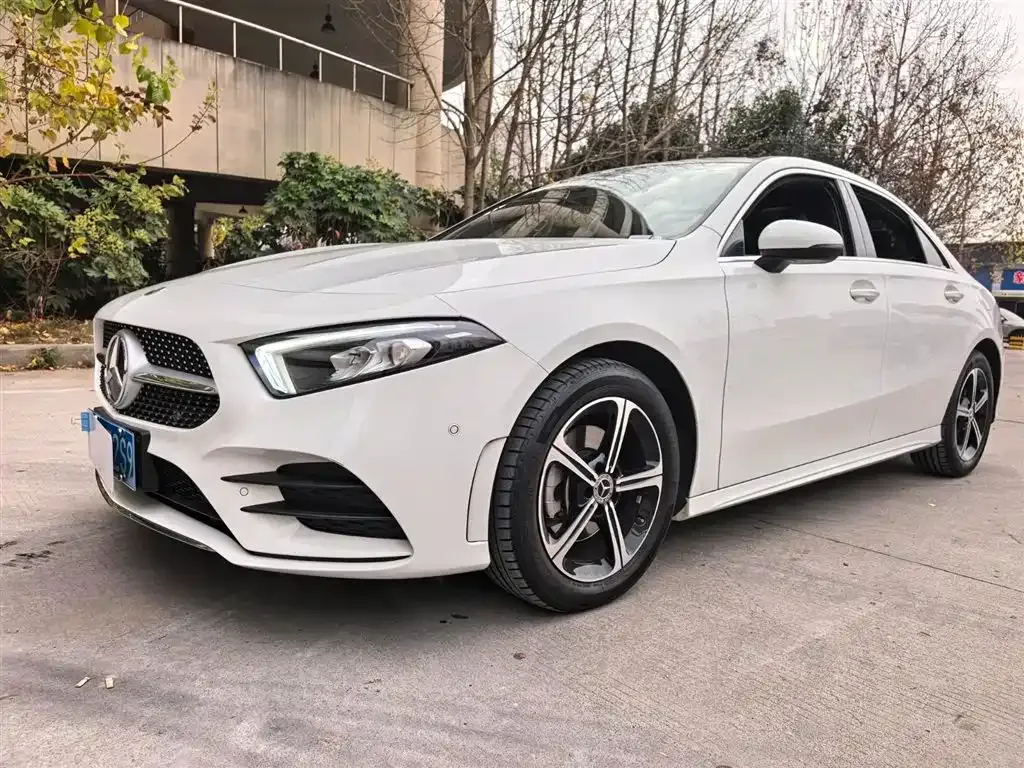 Mercedes-Benz A-Class — фото 9