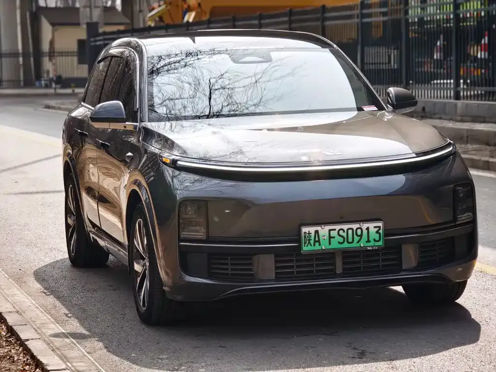 Li Auto L8 2023 из CN, фото 4