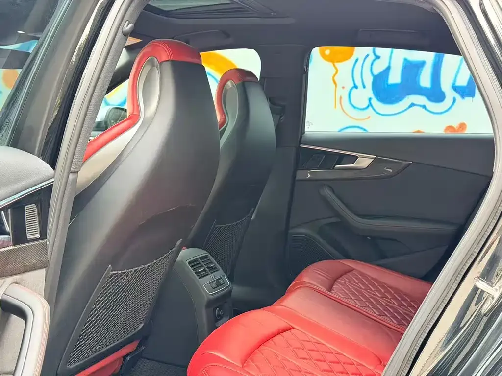 Audi S4 2024 из CN, фото 3