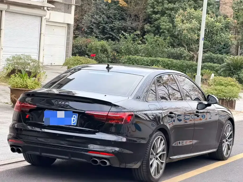 Audi S4 2024 из CN, фото 8
