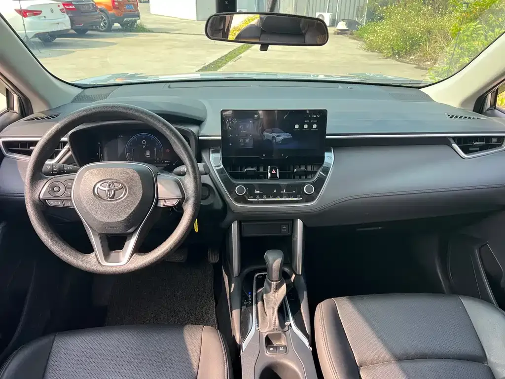 Toyota Frontlander 2024 из CN, фото 6