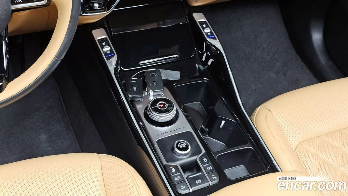 Kia Sorento — фото 8