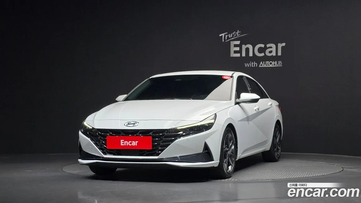 Hyundai AVANTE — фото 2