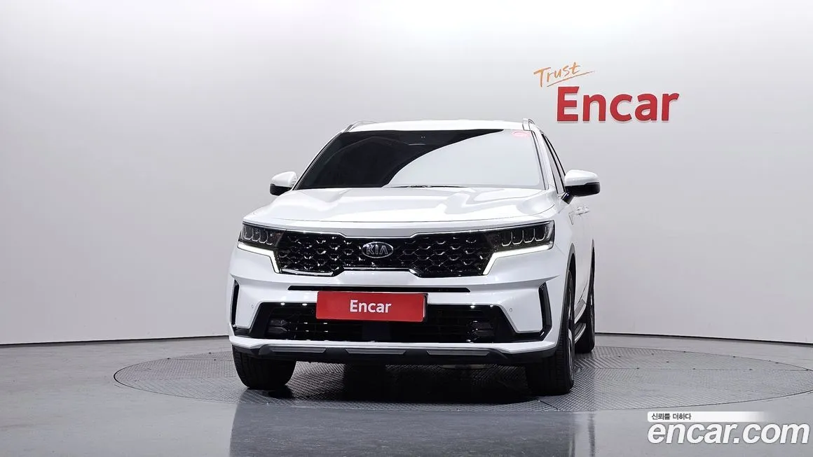 Kia Sorento — фото 8