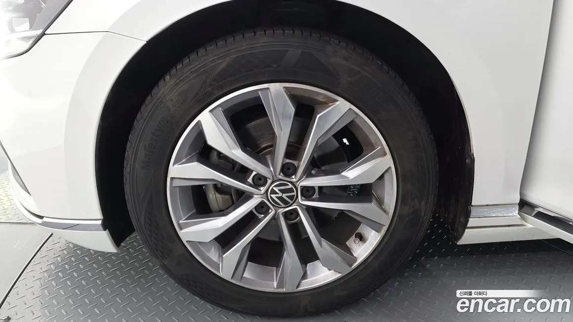 Volkswagen Passat 2022 из KR, фото 9