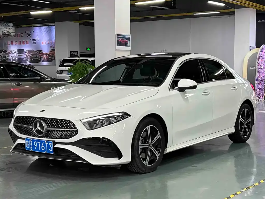 Mercedes-Benz A-Class — фото 1