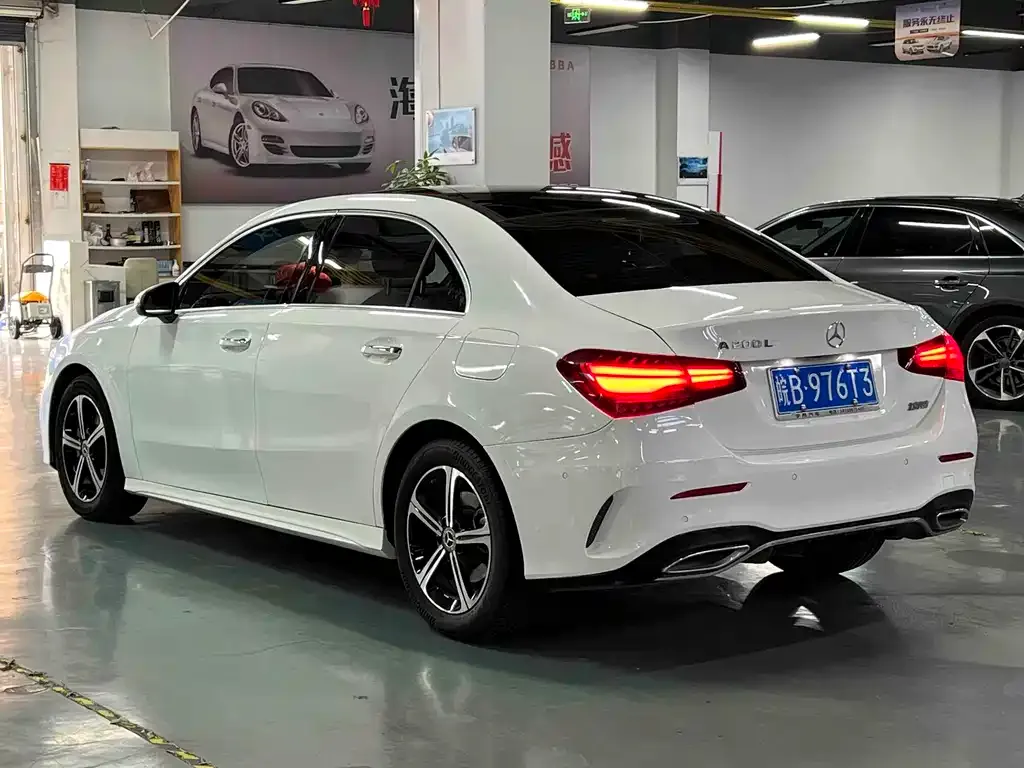 Mercedes-Benz A-Class — фото 7