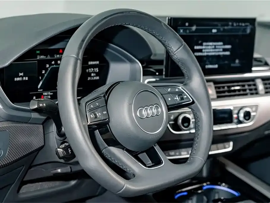 Audi A4L — фото 5
