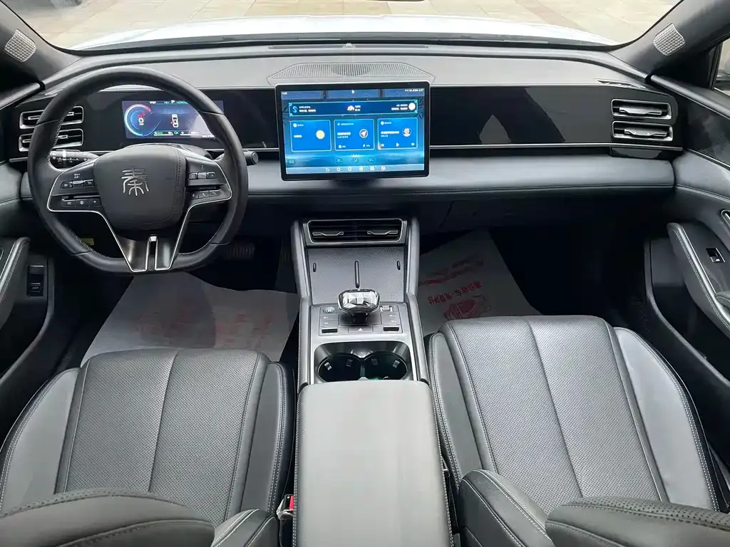 BYD Qin L — фото 10