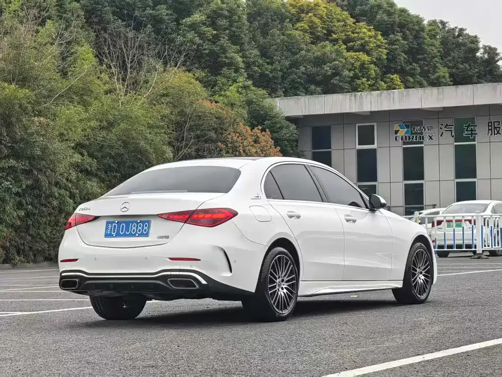 Mercedes-Benz C-Class — фото 9