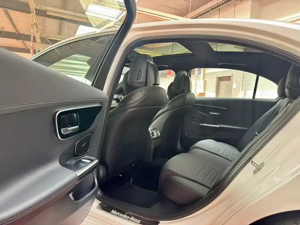 Mercedes-Benz C-Class New Energy 2024 из CN, фото 6