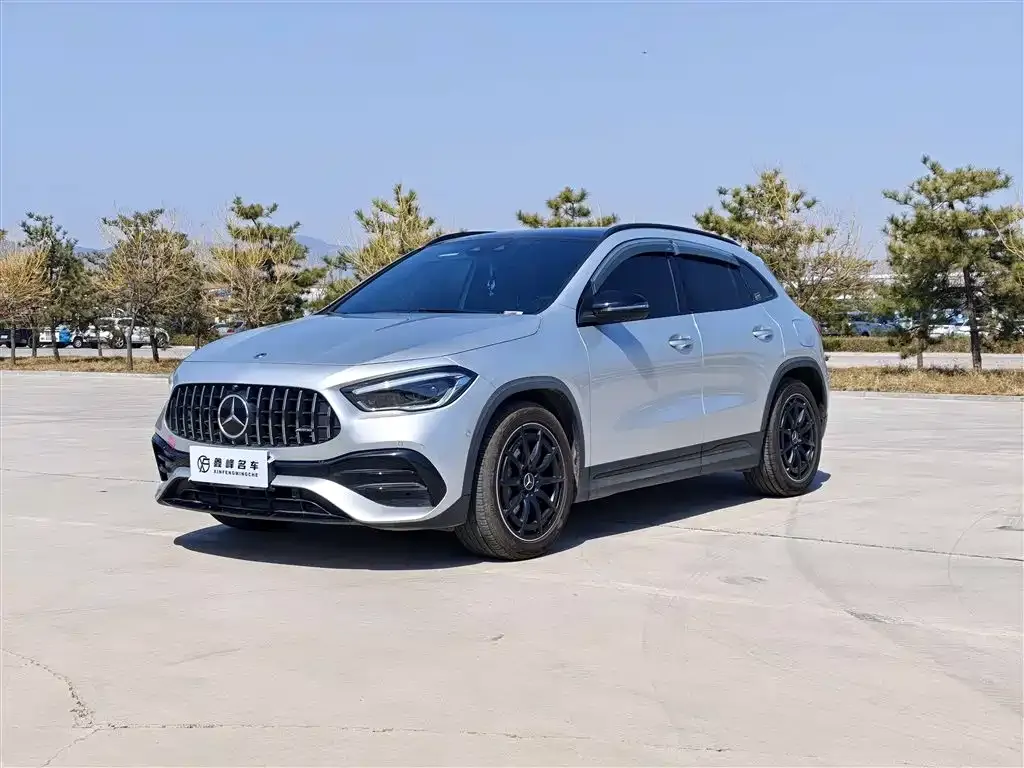 Mercedes-Benz GLA AMG